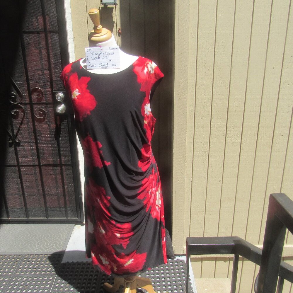 #227  NEW WOMEN'S FLORAL DRESS BY RALPH LAUREN  (SIZE 16W)